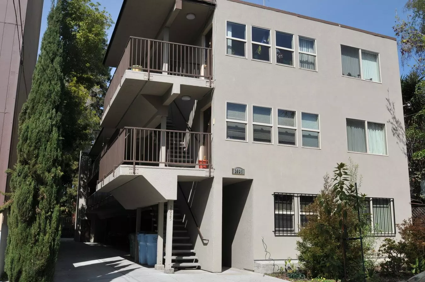 2025 Francisco St. photo 3