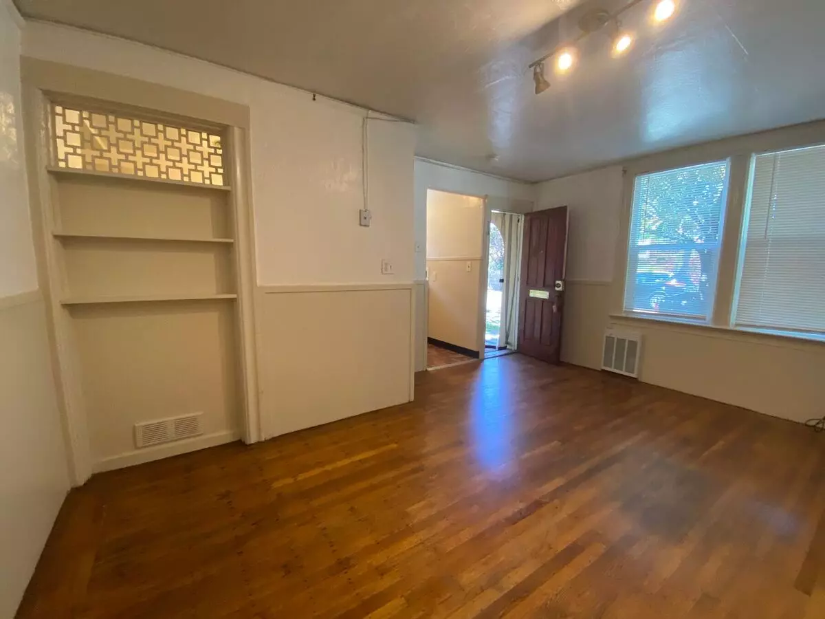 2100 California Street, Berkeley, CA 94703 photo 3