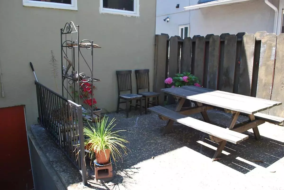 2117 Sacramento St Apt 2117C photo 2