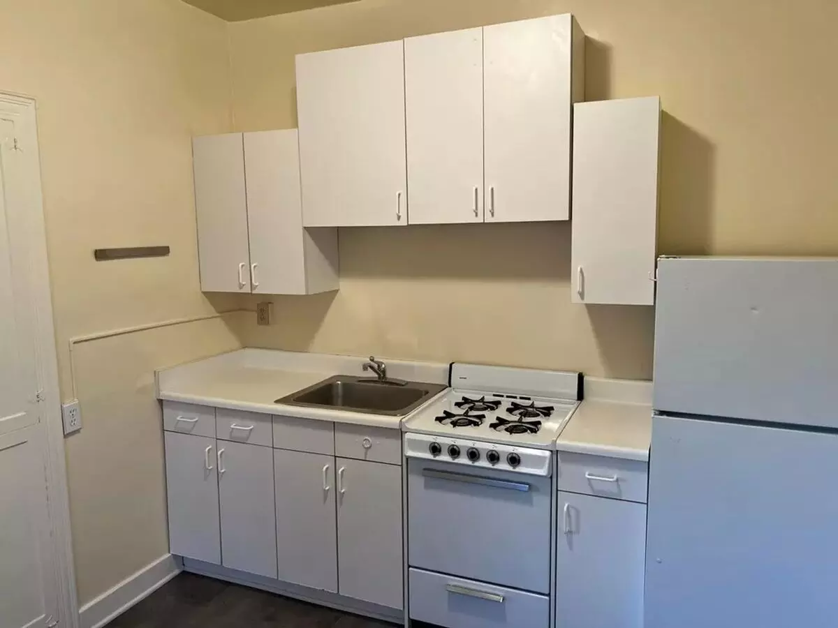 2124 McKinley Avenue photo 4