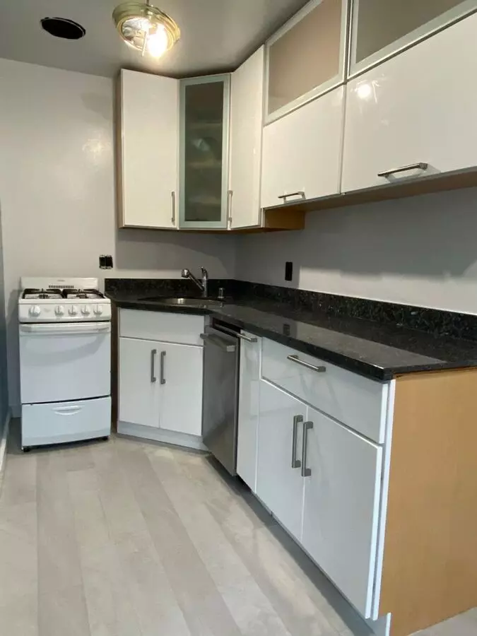 2224 Jefferson Avenue, Berkeley, CA 94703 photo 4