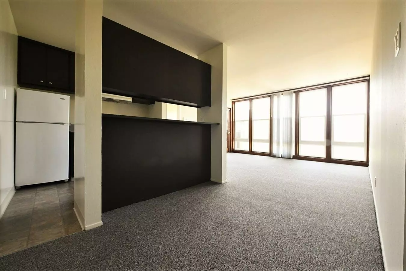 2415 College Ave. photo 3