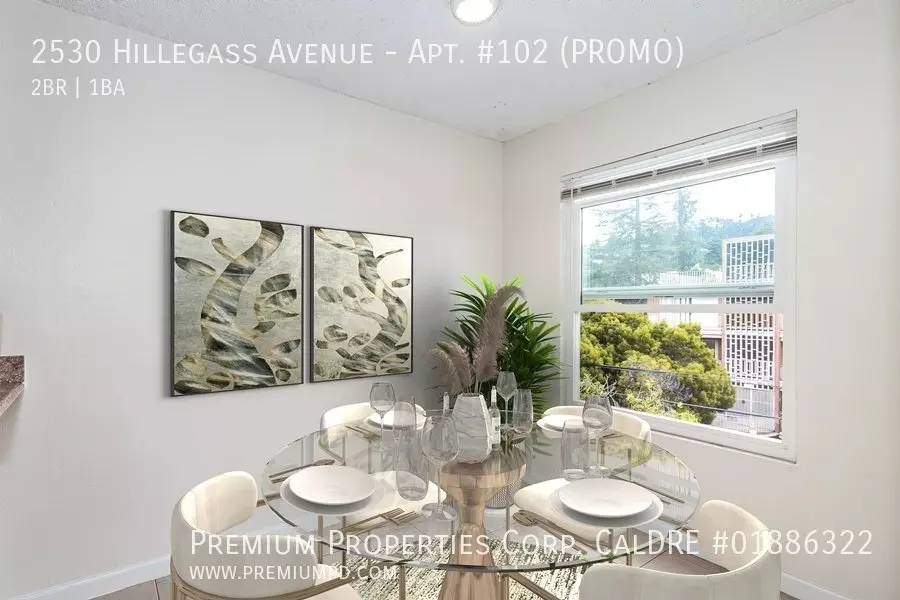 2530 Hillegass Ave photo 3