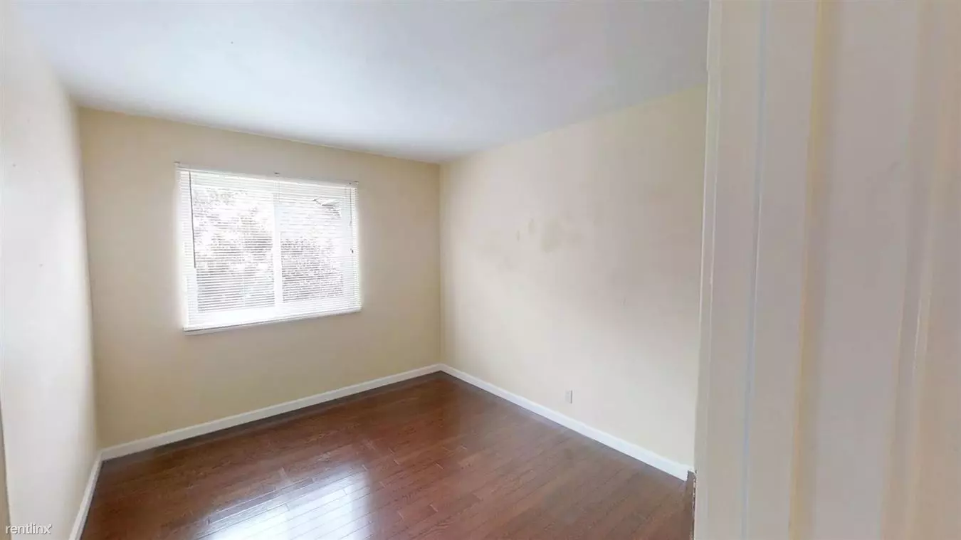 2533 Hillegass Avenue, Berkeley, CA 94704 photo 5