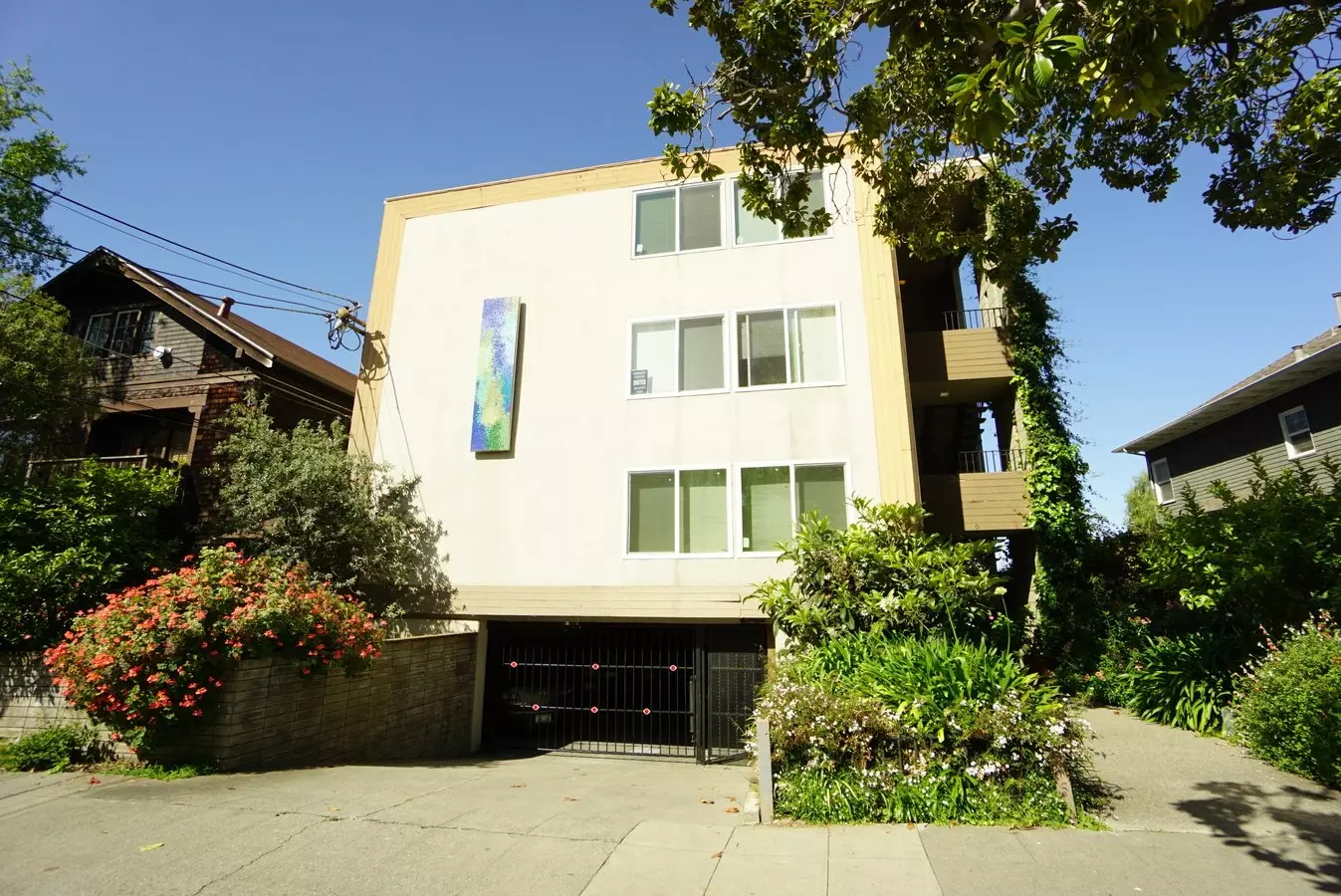 2610 Regent St. photo 4