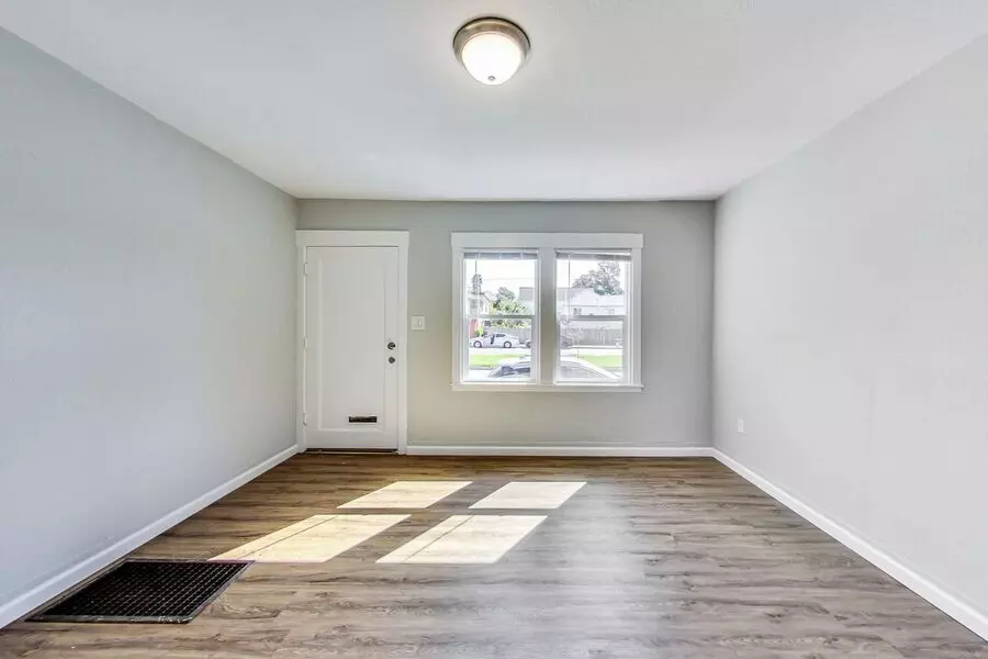 2624 Sacramento Street, Berkeley, CA 94702 photo 3