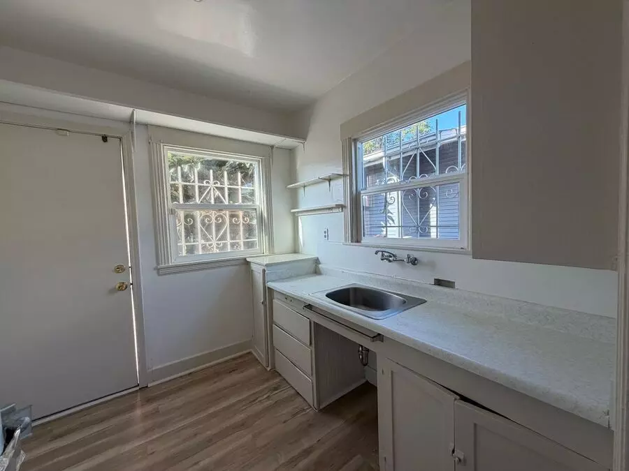 2624 Sacramento Street, Berkeley, CA 94702 photo 5