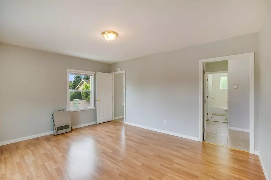 2630 Sacramento Street, Berkeley, CA 94702 photo 2