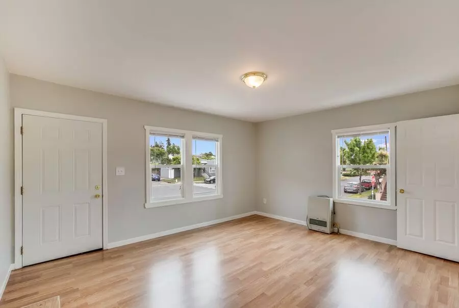 2630 Sacramento Street, Berkeley, CA 94702 photo 3