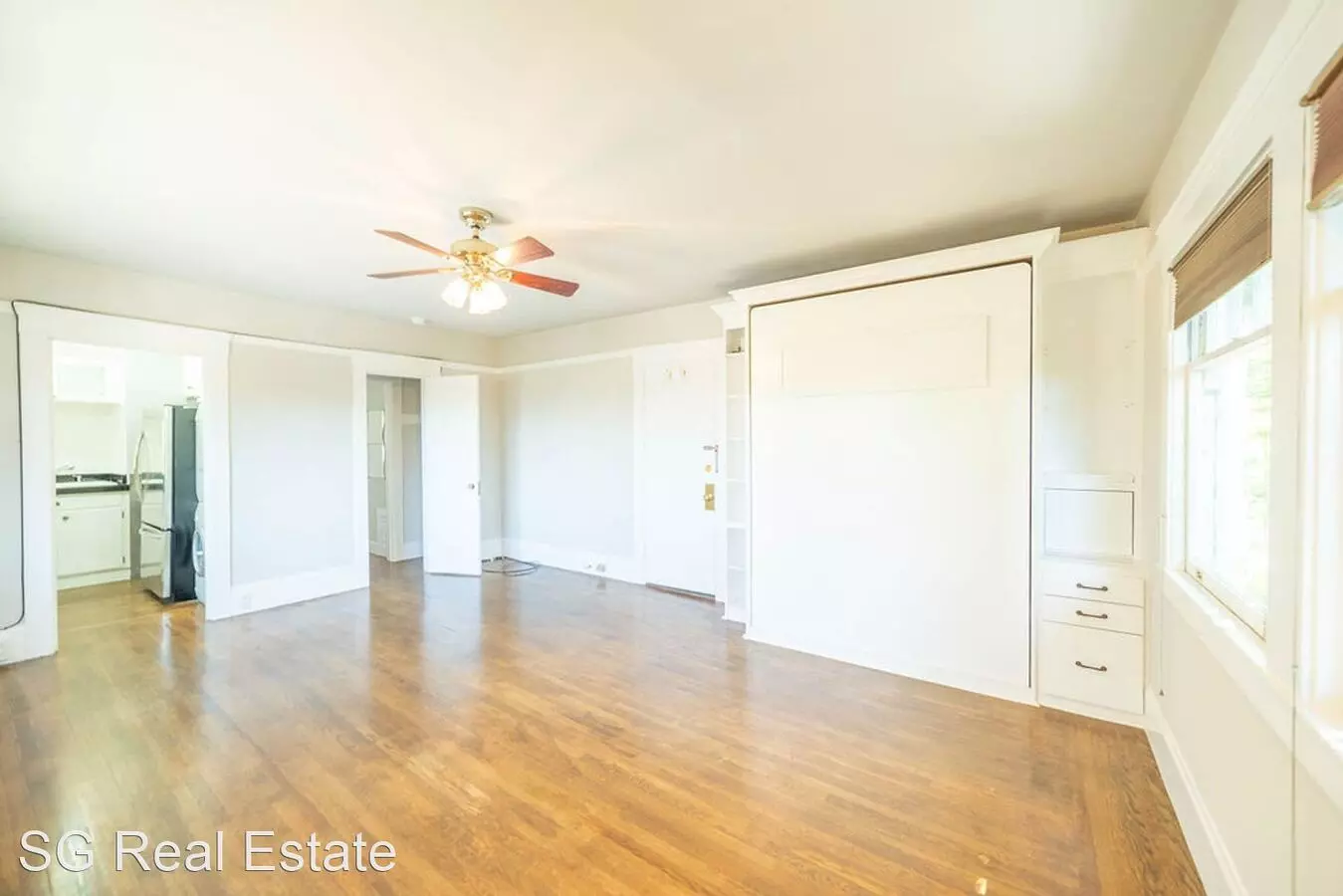 2703 Stuart photo 3