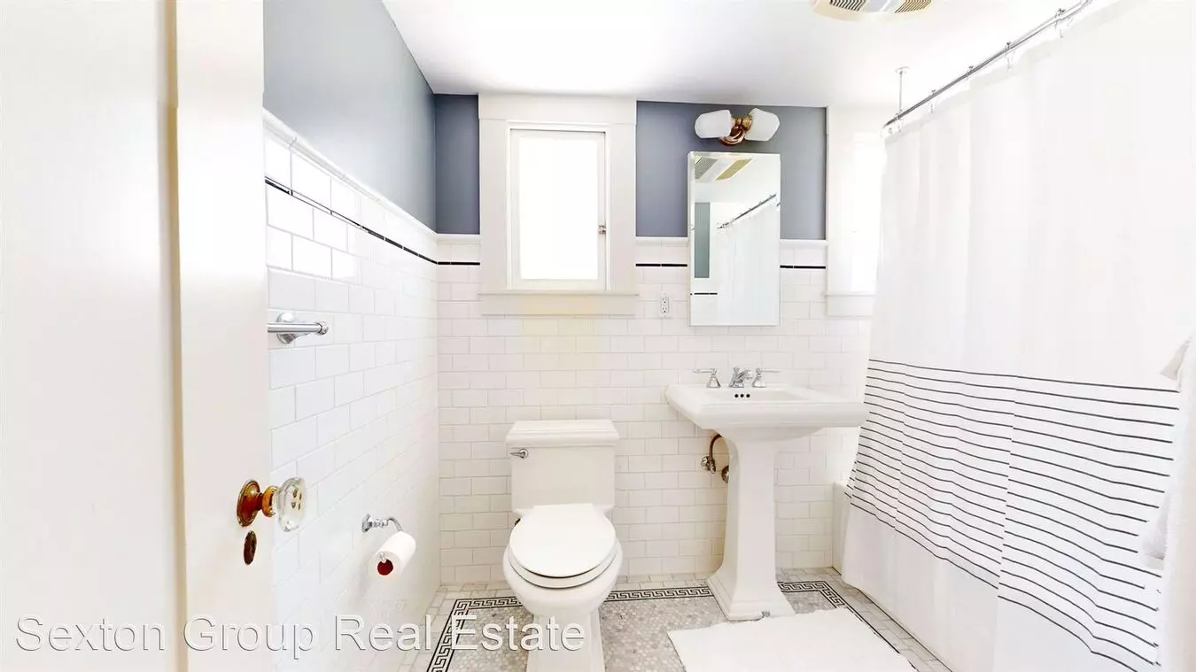 2710 Claremont Boulevard, Berkeley, CA 94705 photo 3