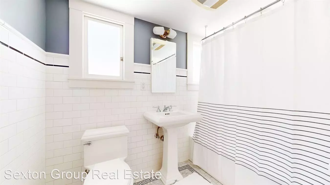 2710 Claremont Boulevard, Berkeley, CA 94705 photo 2