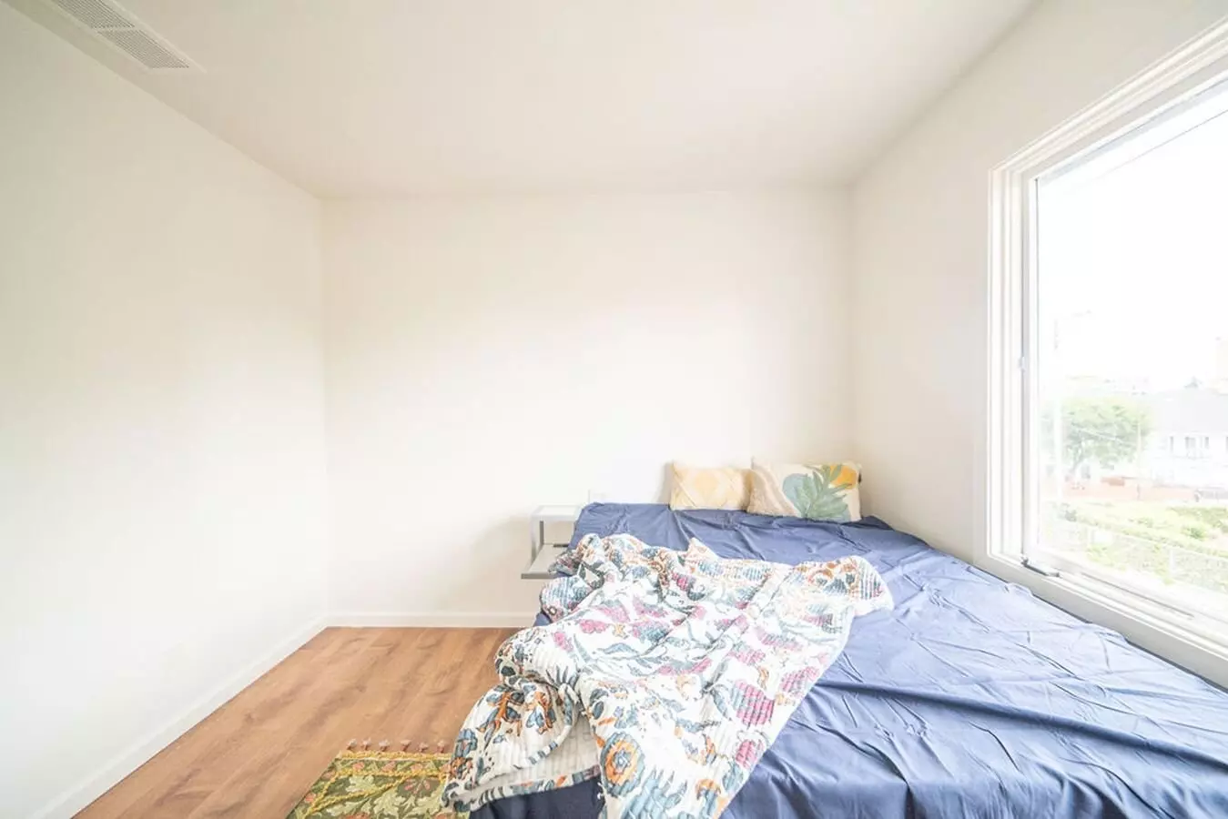 2731 Durant photo 3