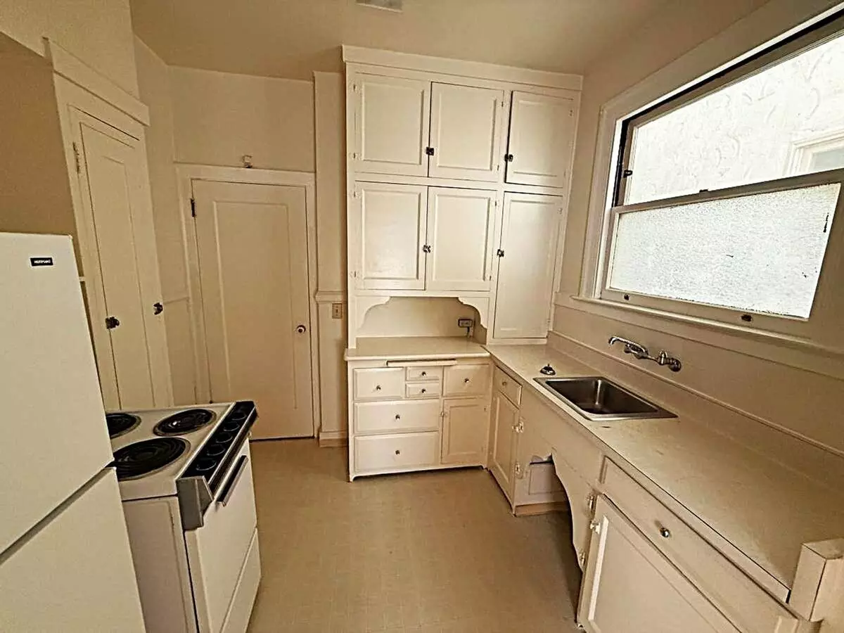 2br - 780ft2 - Prime Location! One Block To Ucb photo 4