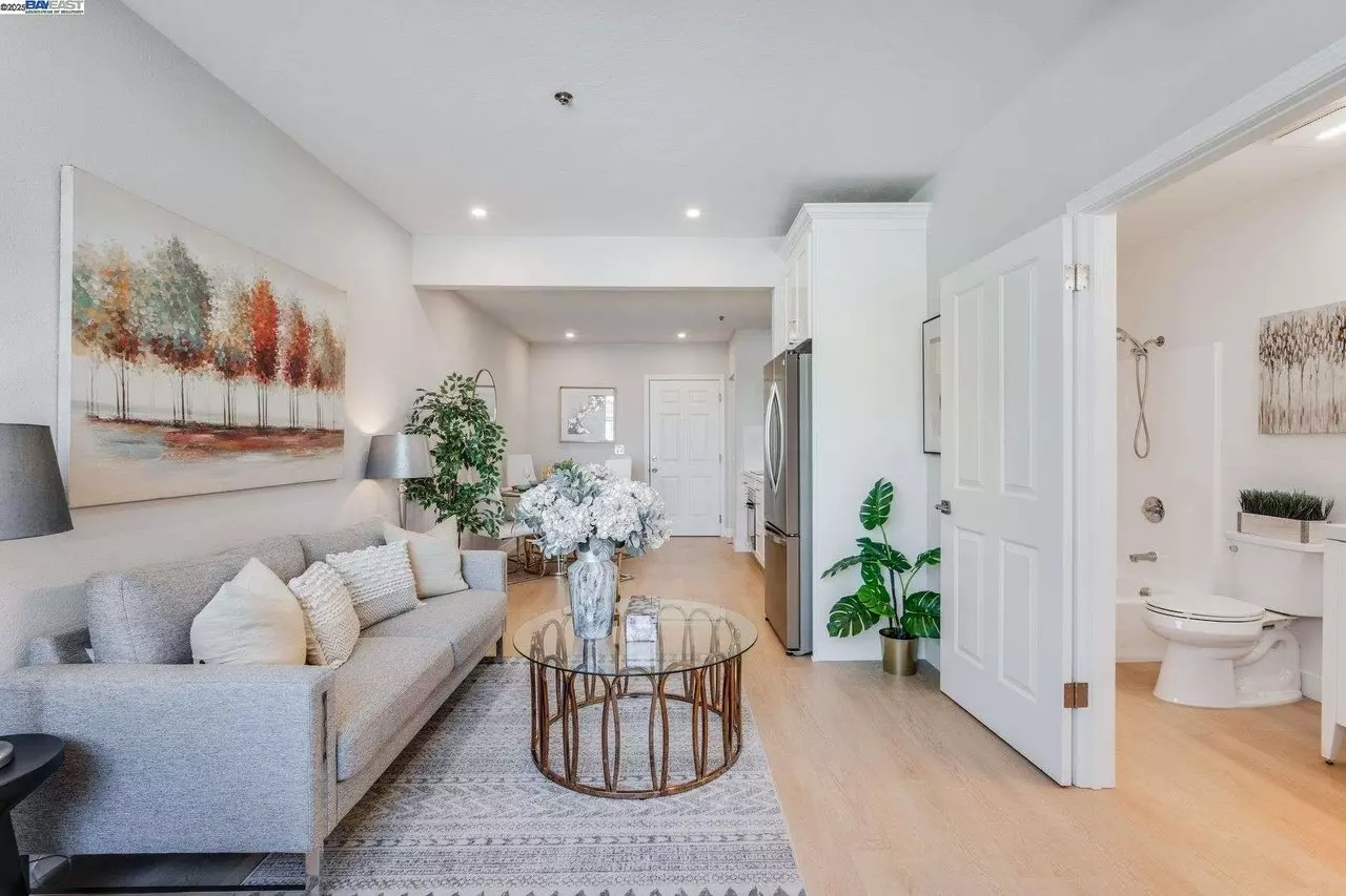 Beautiful One Bedroom Condo photo 4