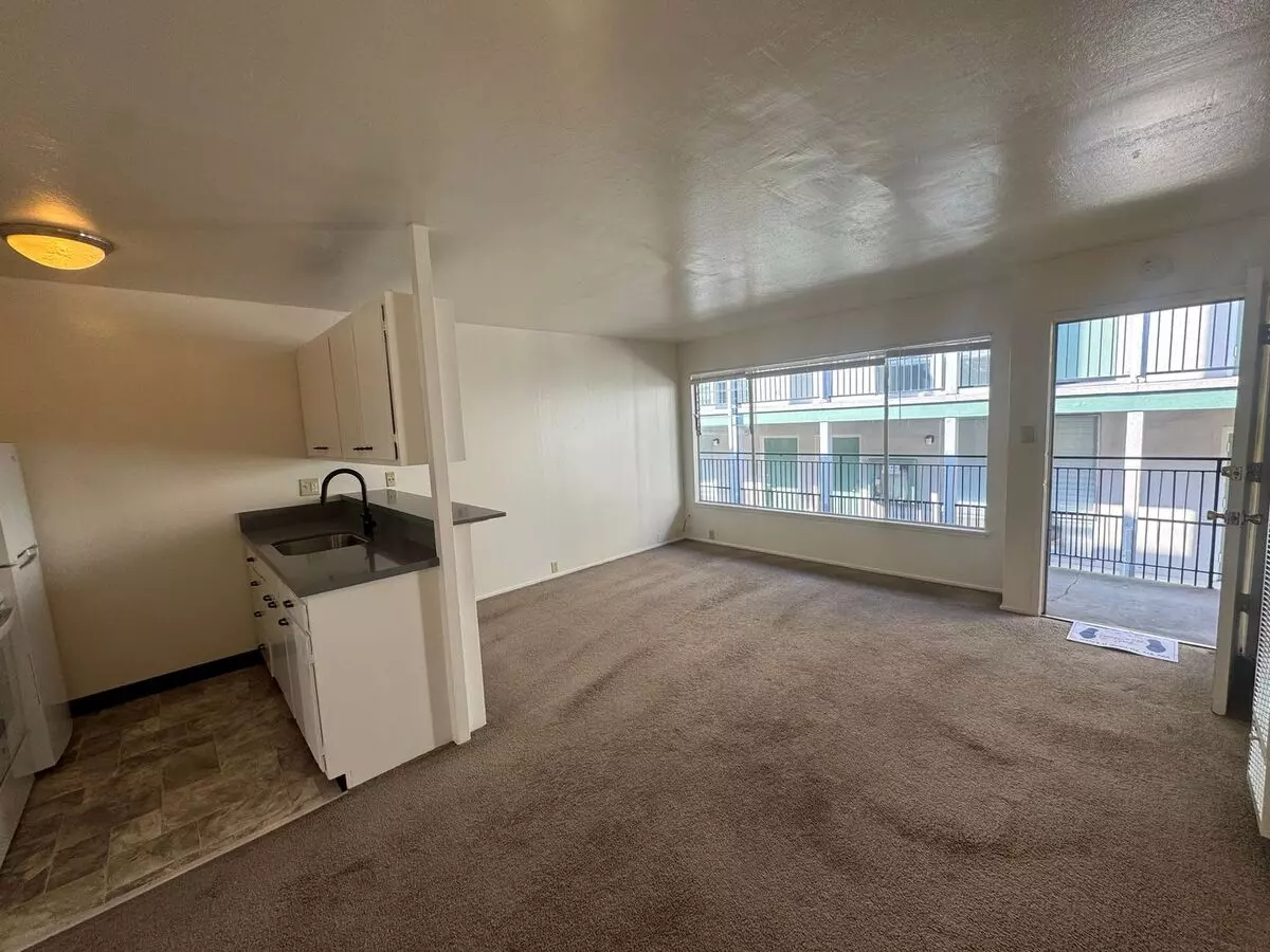 2420 Dwight Way, Berkeley (Apartment) photo 2