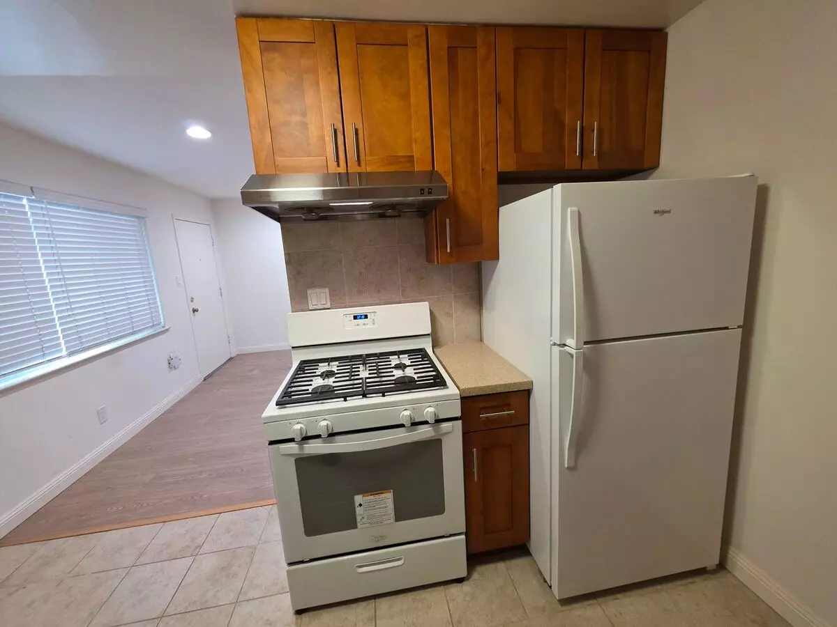 1638 Hearst Avenue, Berkeley, CA 94703 photo 4