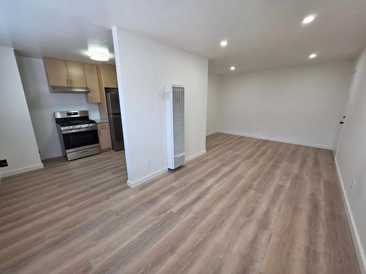 Newly Refurbished 2 Bed Across From Ohlone Park photo 5
