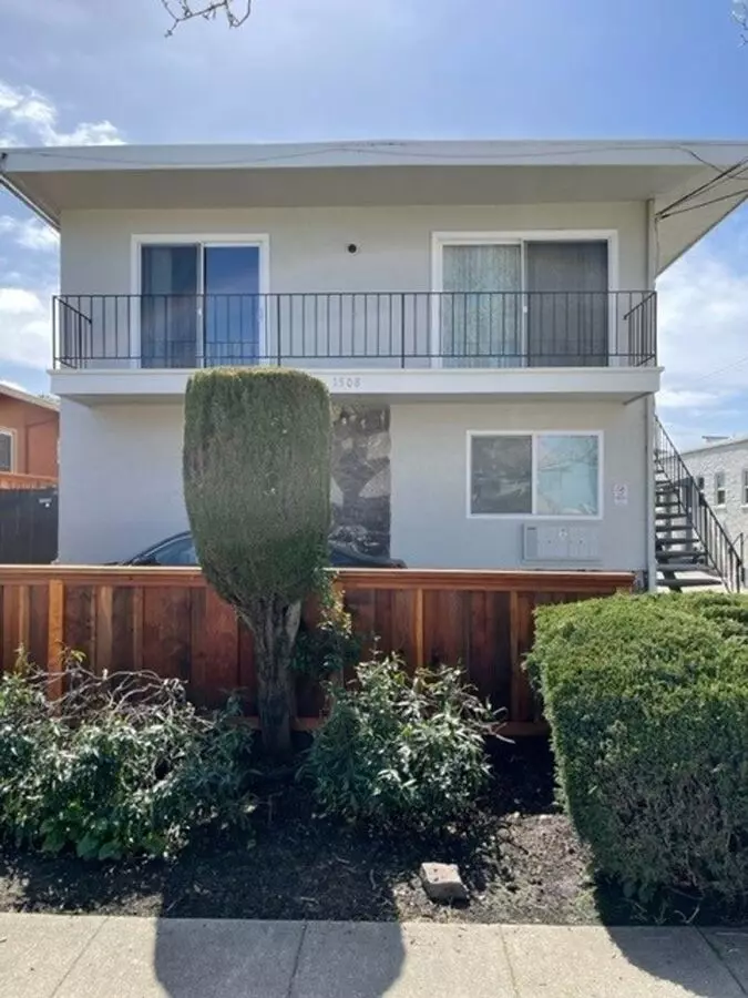 Unit D D floor plan