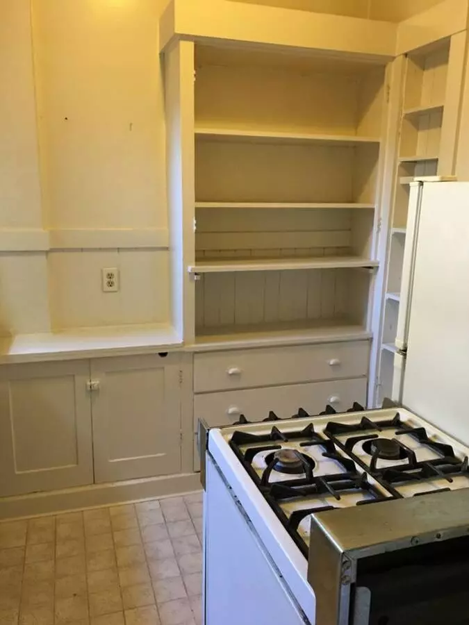 Great Location And Is Just Off The Main St. It Is Quite Also Amazingly Close To The Necessities photo 4