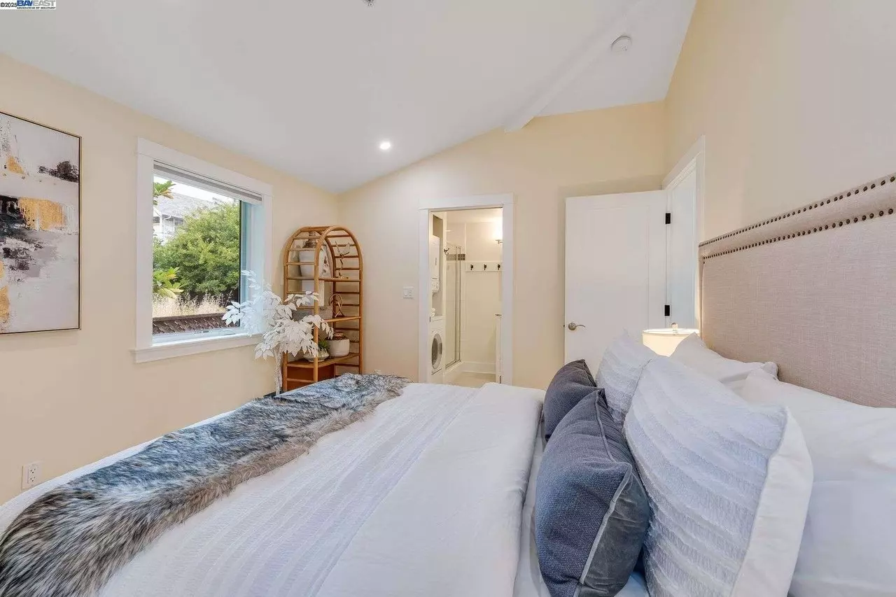 1532 Martin Luther King Jr Way, Berkeley, CA 94709 photo 5