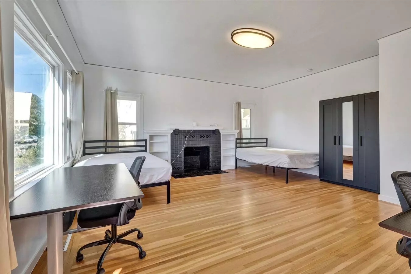 1569 Arch St, Berkeley (Apartment) photo 2