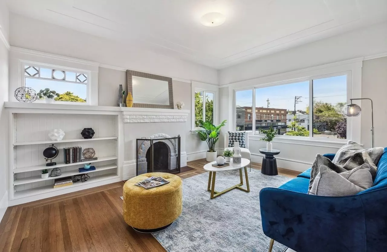 Bright And Spacious 1&amp;#8239;bed / 1&amp;#8239;bath Condo photo 2