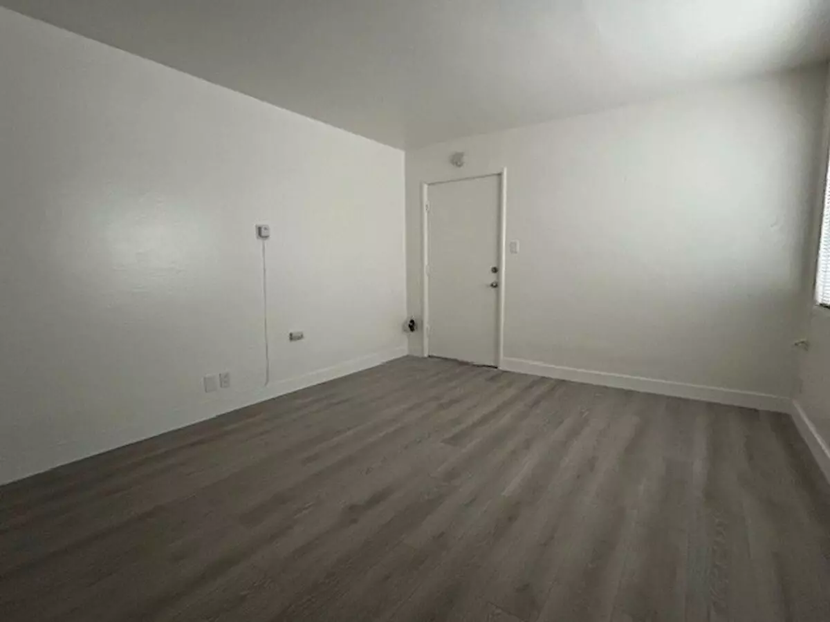 2115 Haste St photo 5