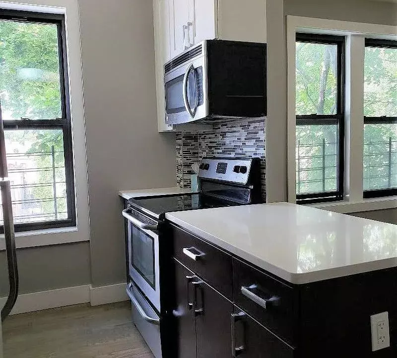 35 Clarkson Avenue photo 3