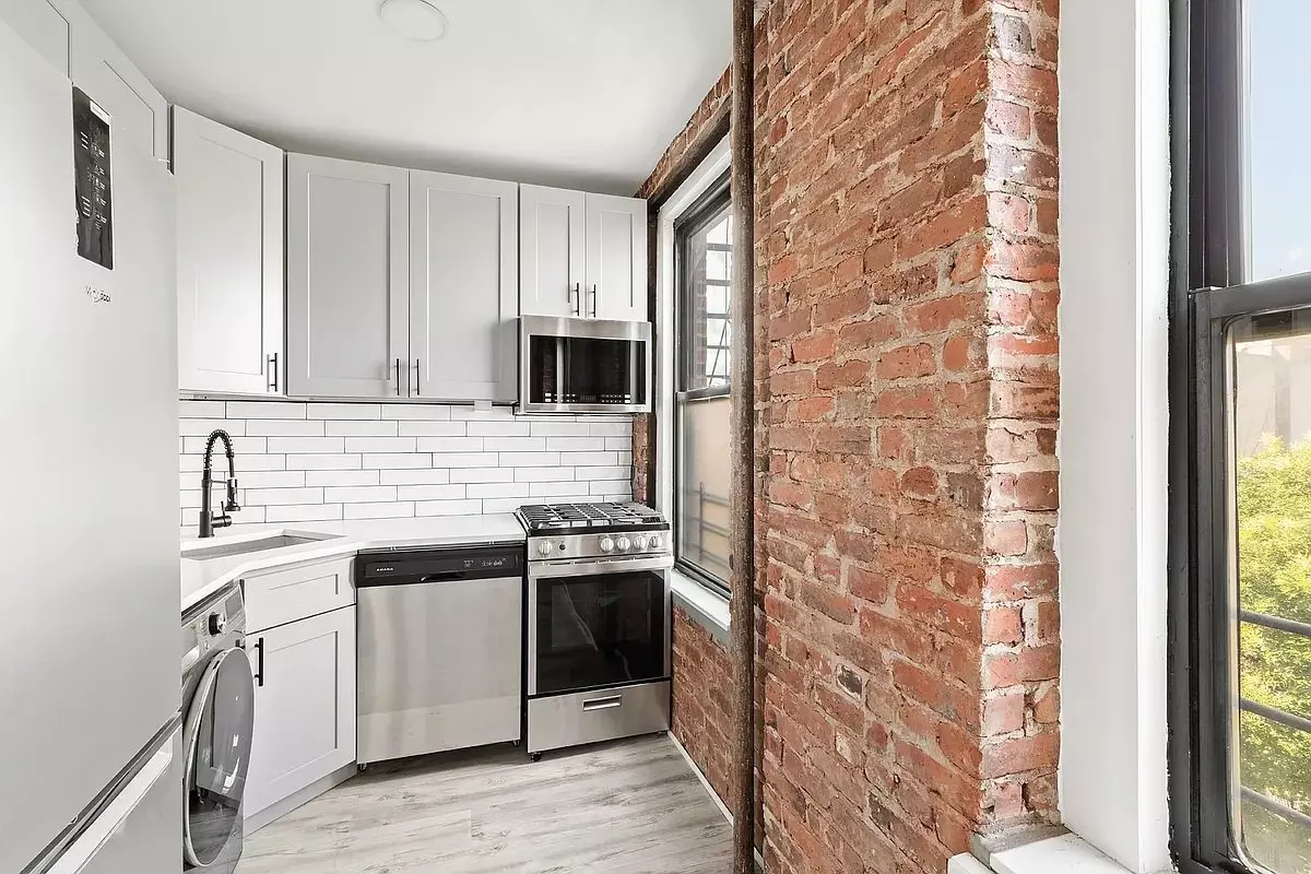 354 South 4th Street photo 3