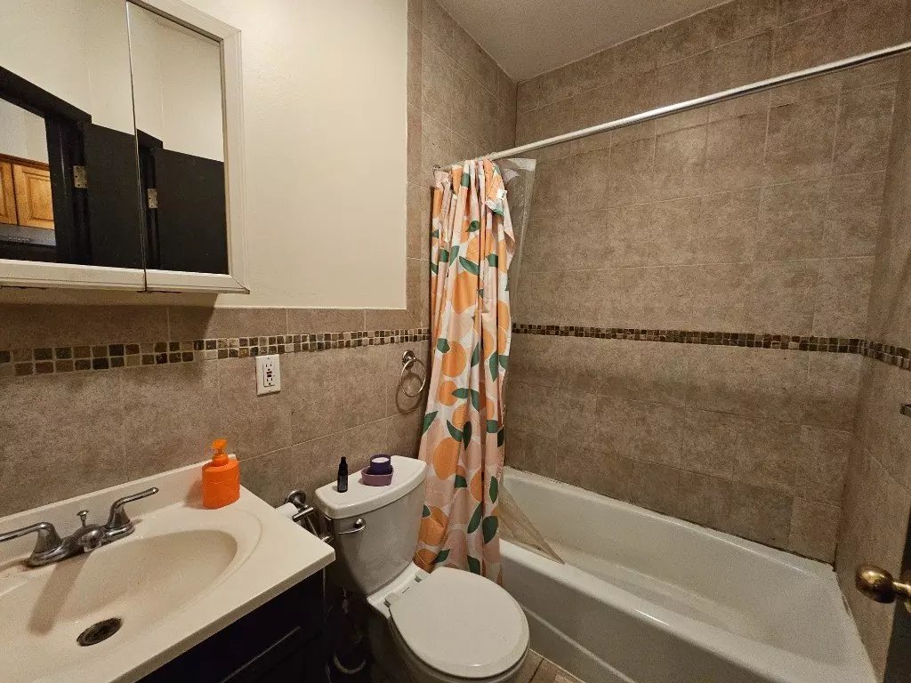 435 Dekalb Avenue photo 5