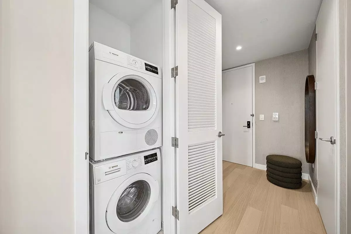 567 Fulton Street photo 3
