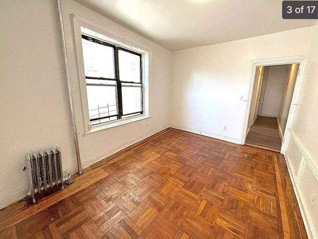 952 Saint Mark's Avenue photo 5
