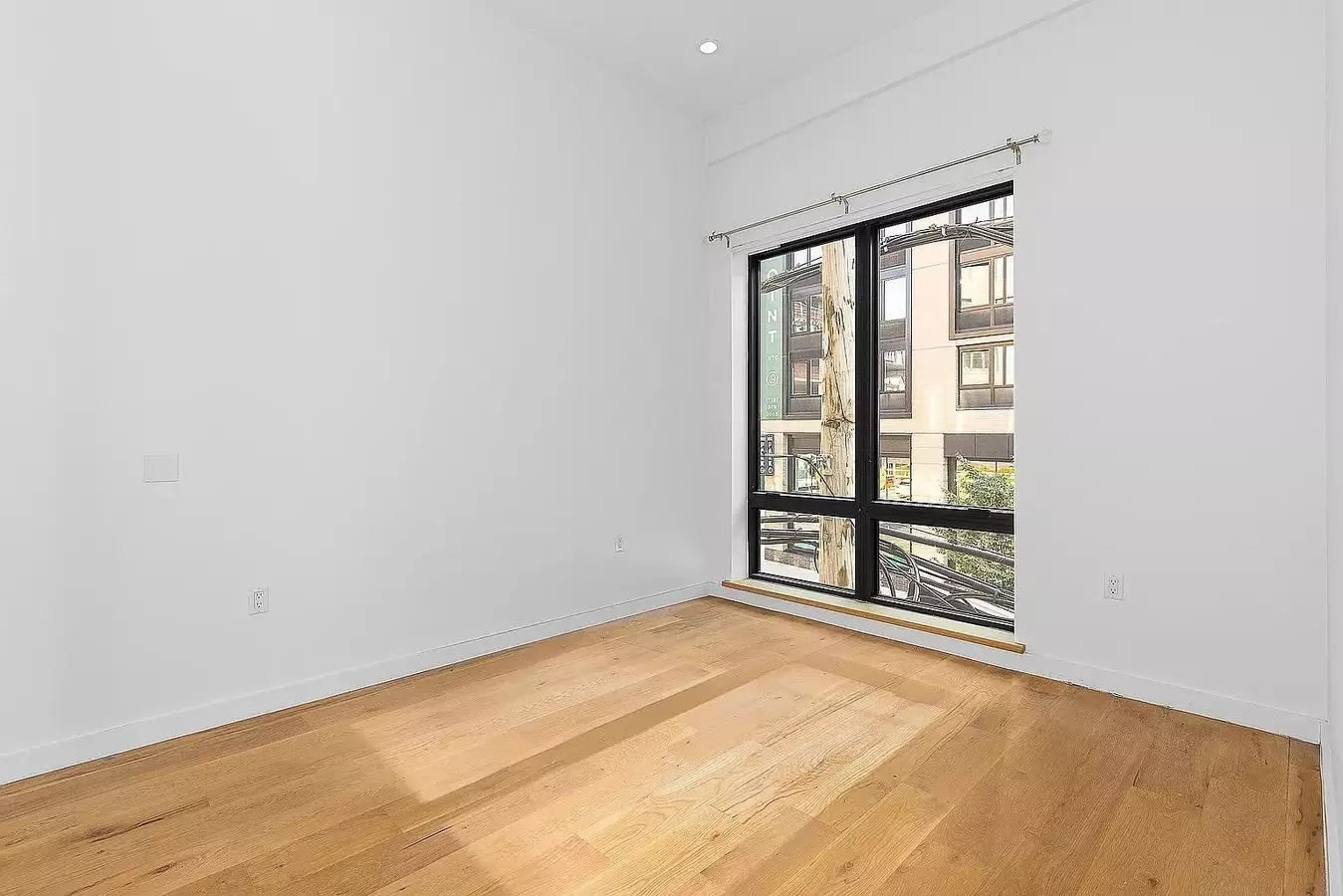 Beautiful 1Bedroom 1Bathroom Apartment photo 3