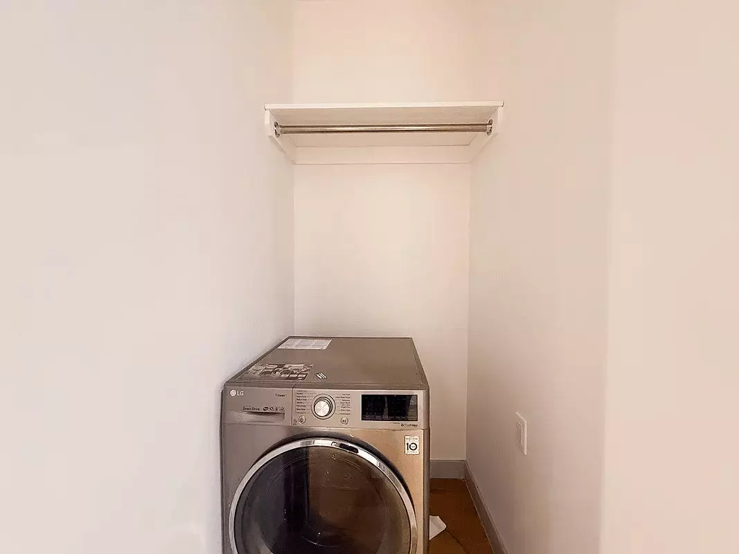 Modern 1br/1ba Apartment Steps From J/z Train photo 5