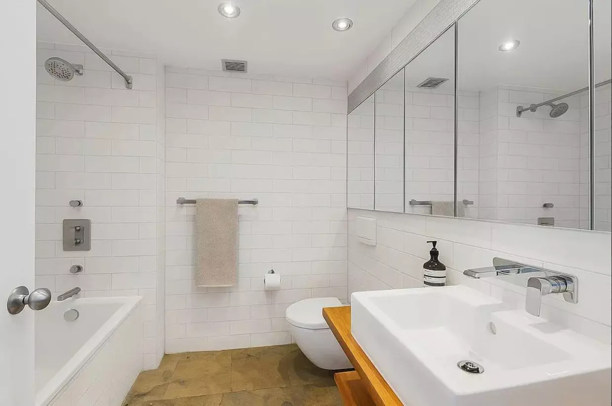 Modern 2-bedroom Duplex Condo With Loft, Private Balcony &amp; Storage | G photo 3