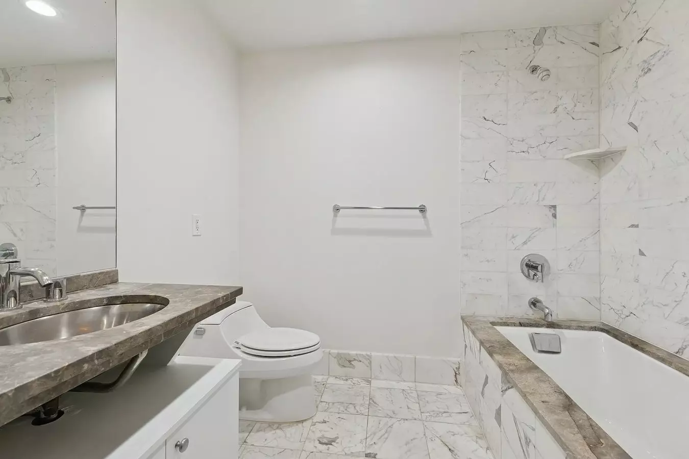 Williamsburg 1 Bedroom W/ Beautiful Views Of The Skyline photo 4