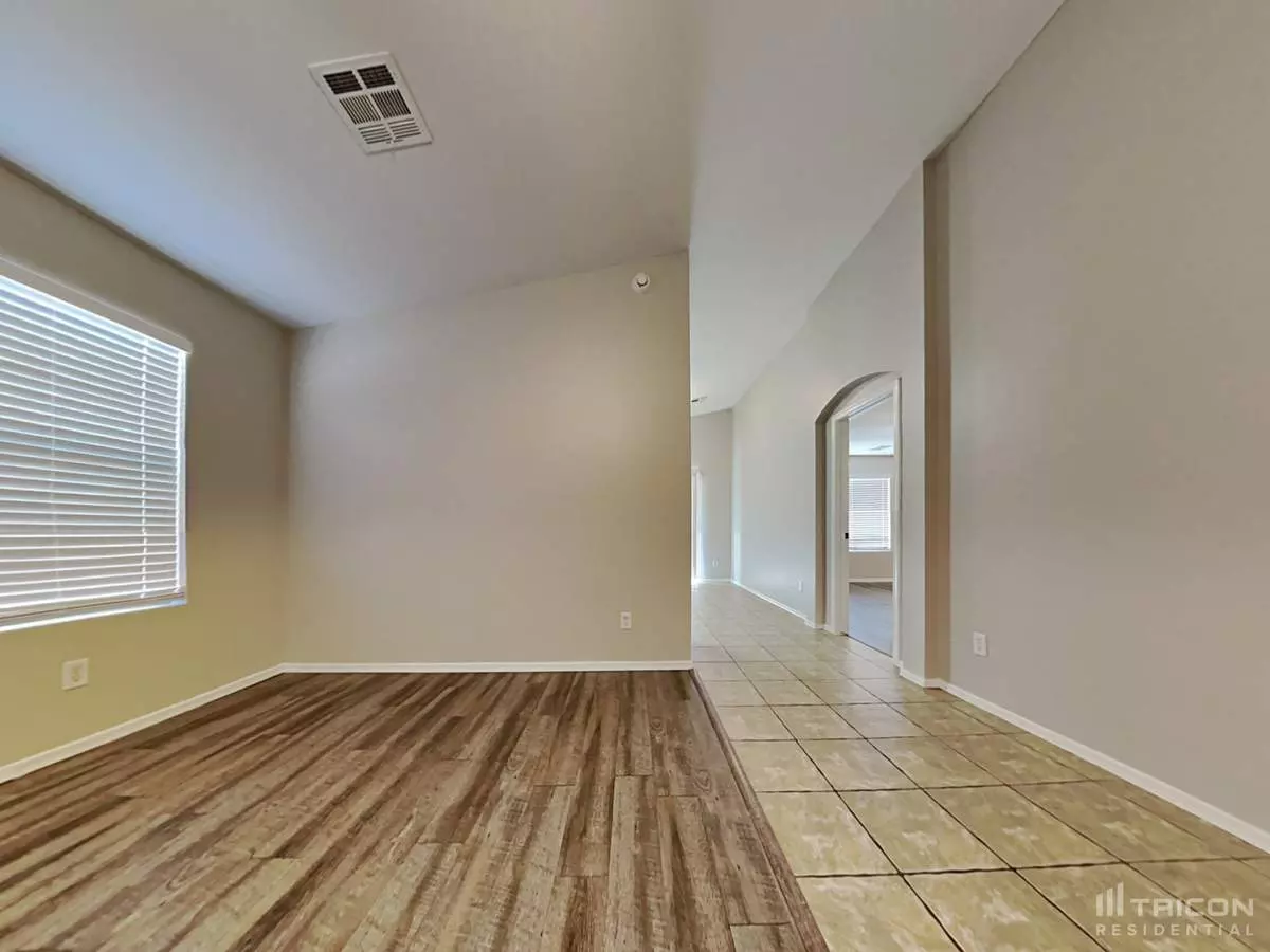 23403 West Cocopah Street, Buckeye, AZ 85326 photo 4