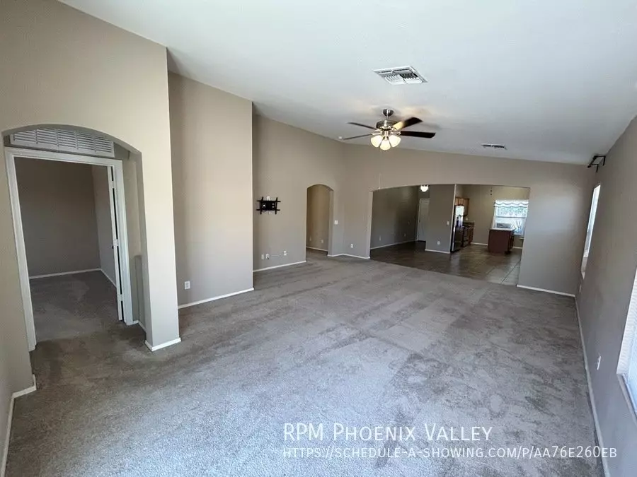 23927 W Ln photo 5