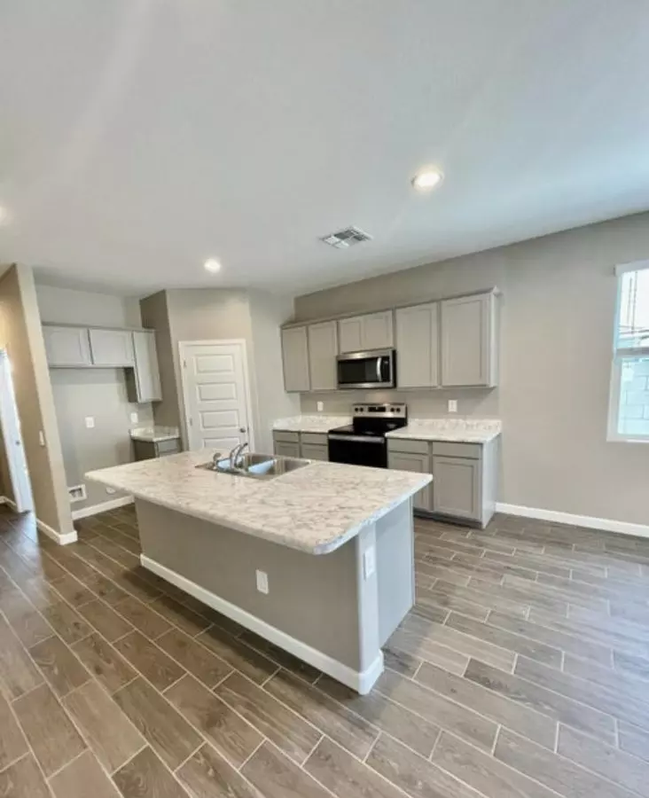 24224 W Flores Dr photo 3