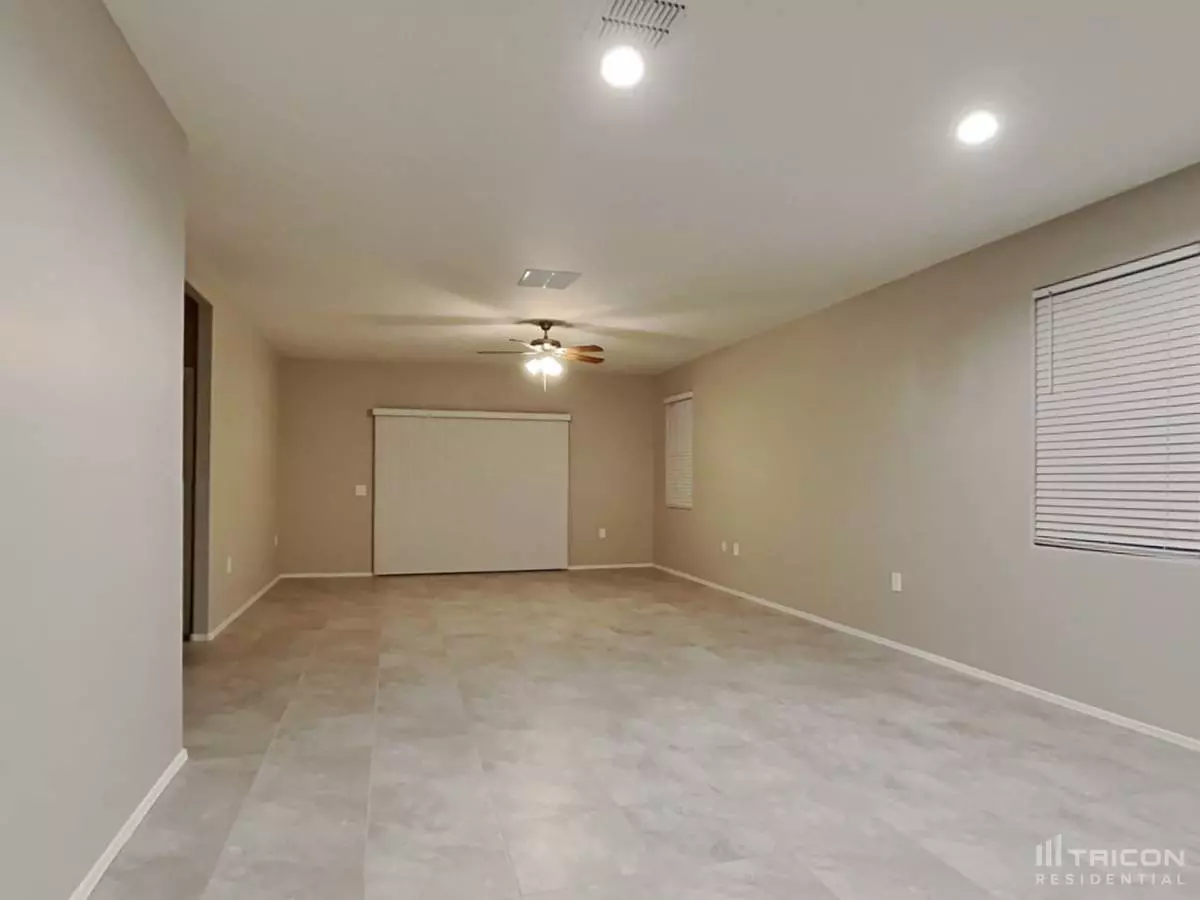 24350 West Wood Street, Buckeye, AZ 85326 photo 3