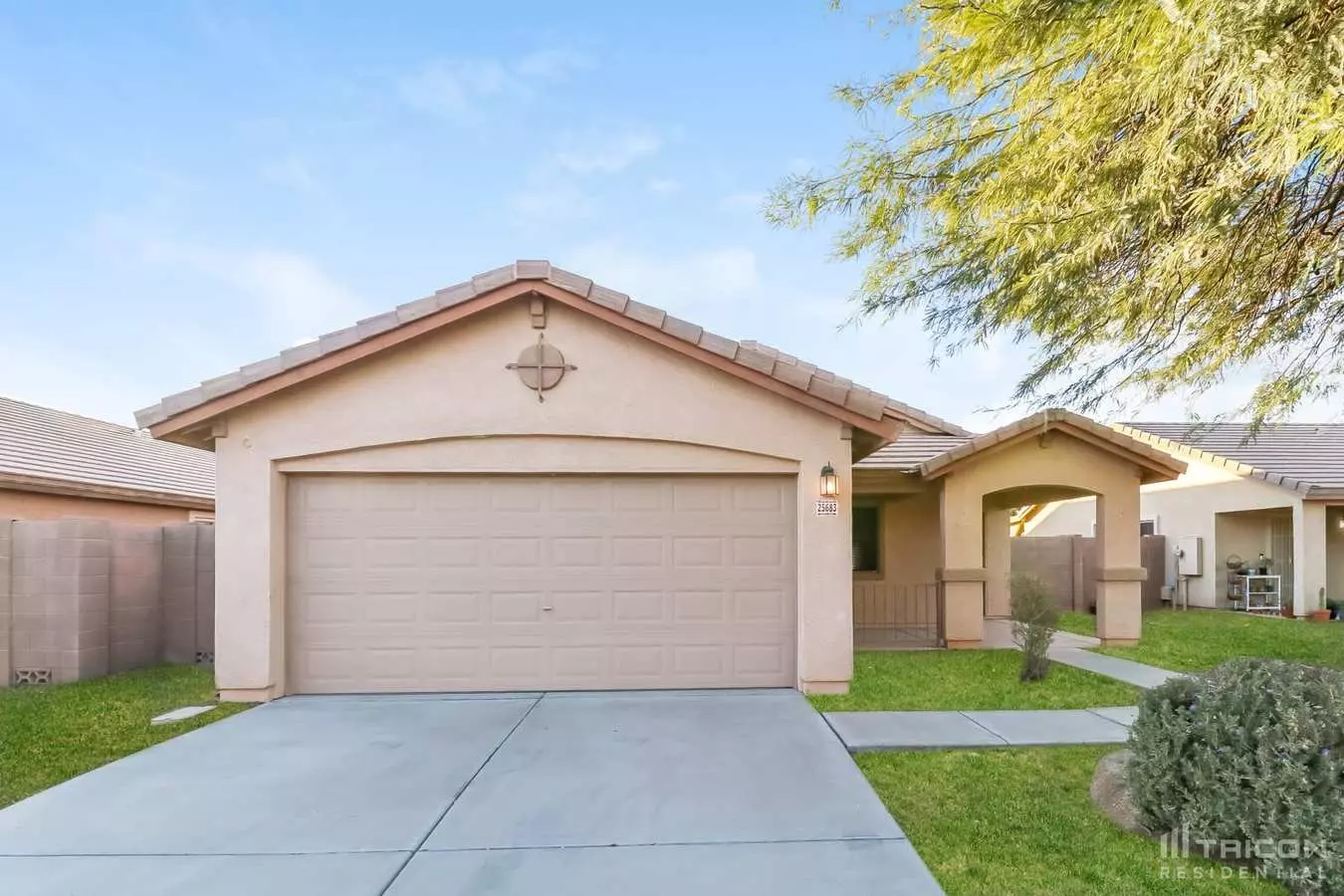 25683 St Kateri Drive Buckeye Az photo 2