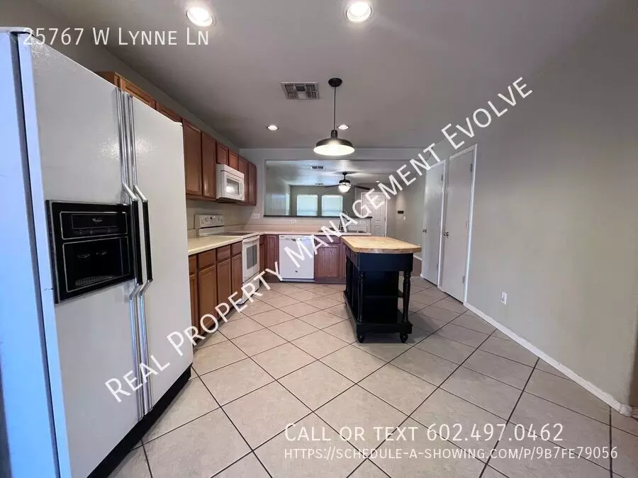 25767 West Lynne Lane, Buckeye, AZ 85326 photo 5