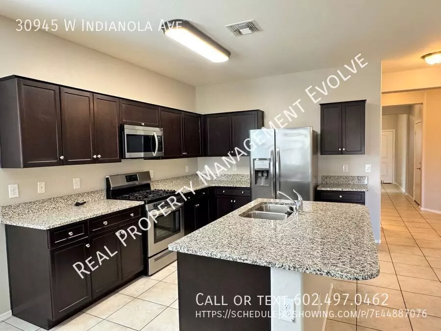 30945 West Indianola Avenue, Buckeye, AZ 85396 photo 3