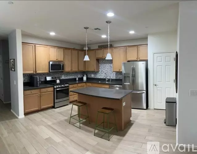 21391 West Monte Vista Road, Buckeye, AZ 85396 photo 5