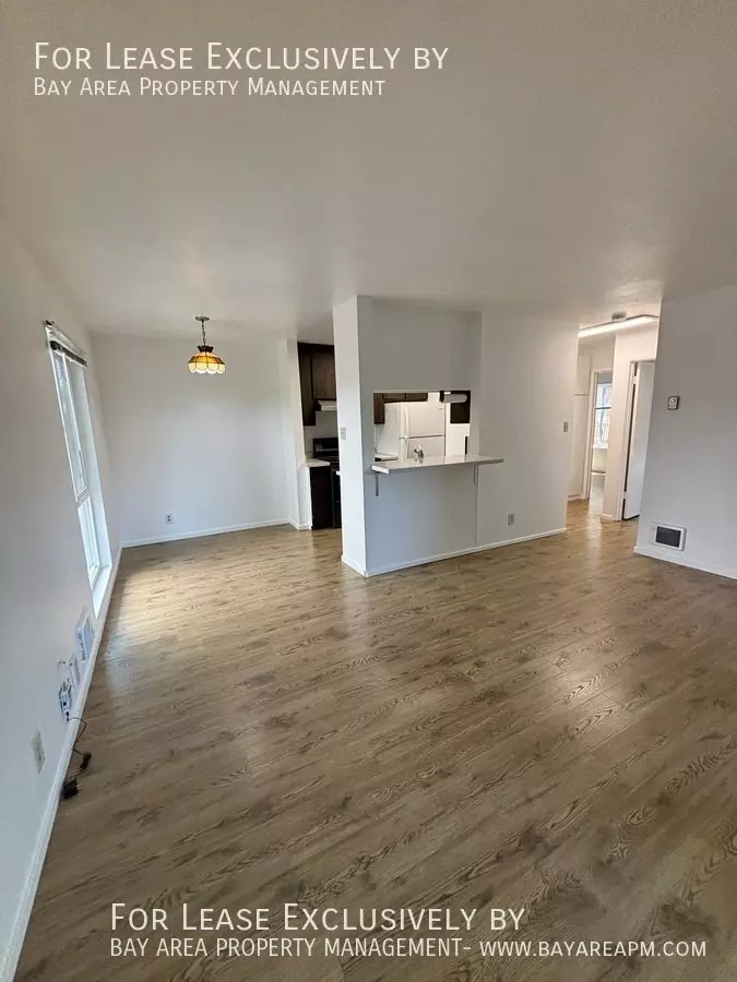 1018 Chula Vista Avenue, Burlingame, CA 94010 photo 2