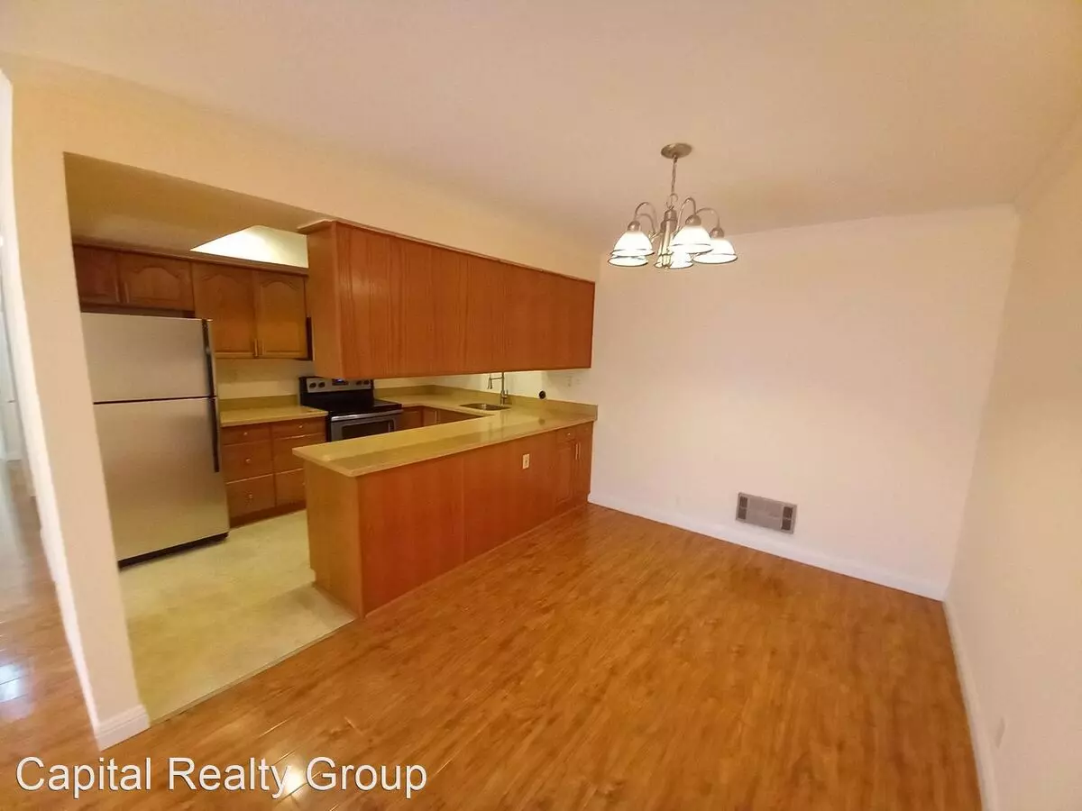 Dim - 1121 Douglas Av. photo 4