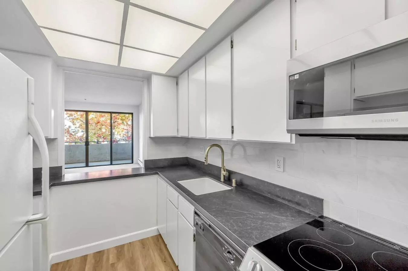1515 Floribunda Avenue - 106 photo 3