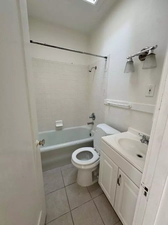 268 Lorton AVE 2 photo 4