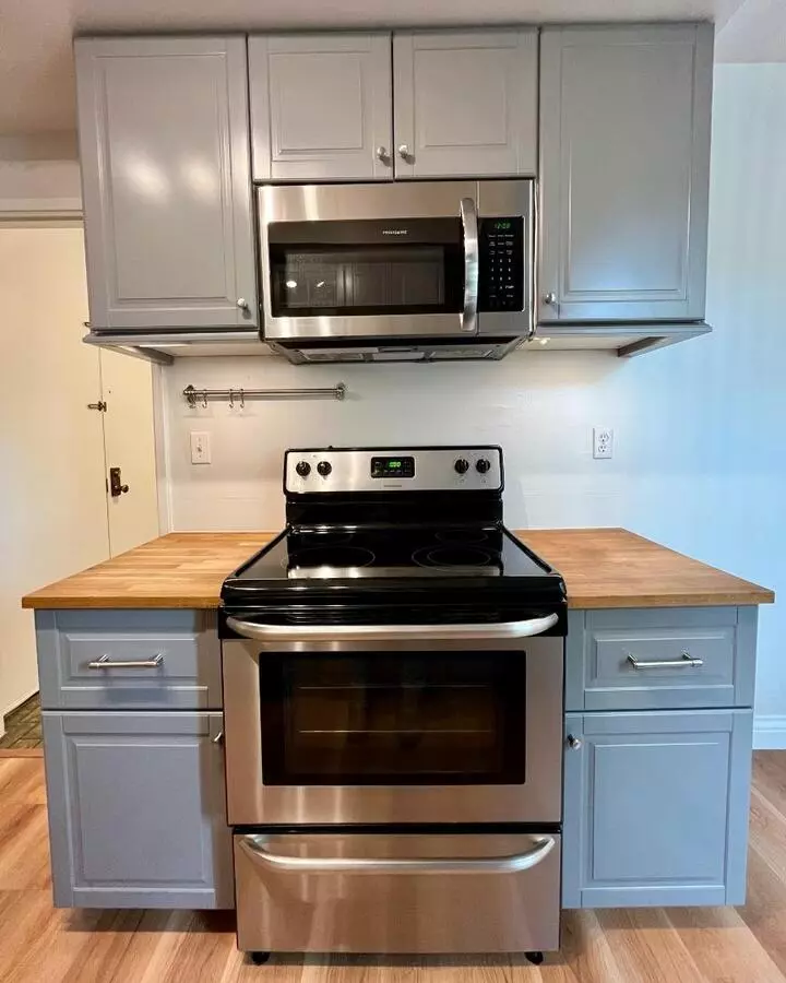 525 Almer RD 210 photo 5